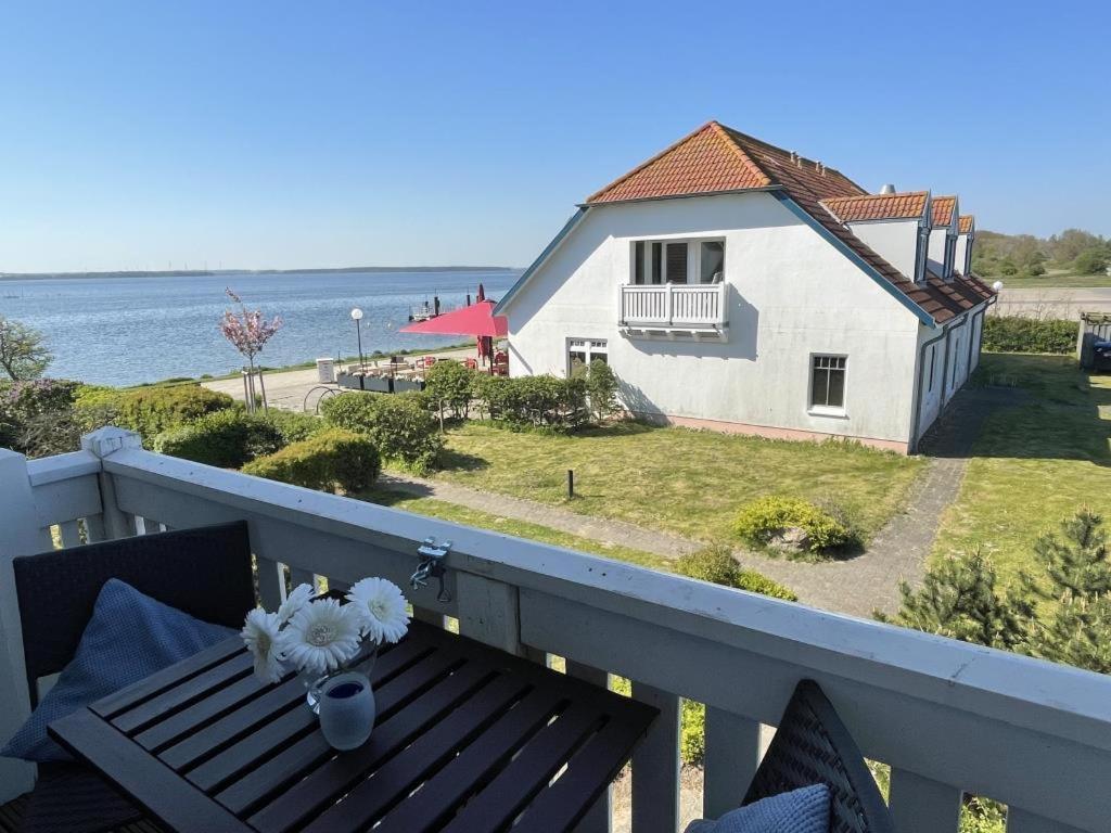 Fewo 02 Ferienwohnung Mit Meerblick Rerik Kültér fotó